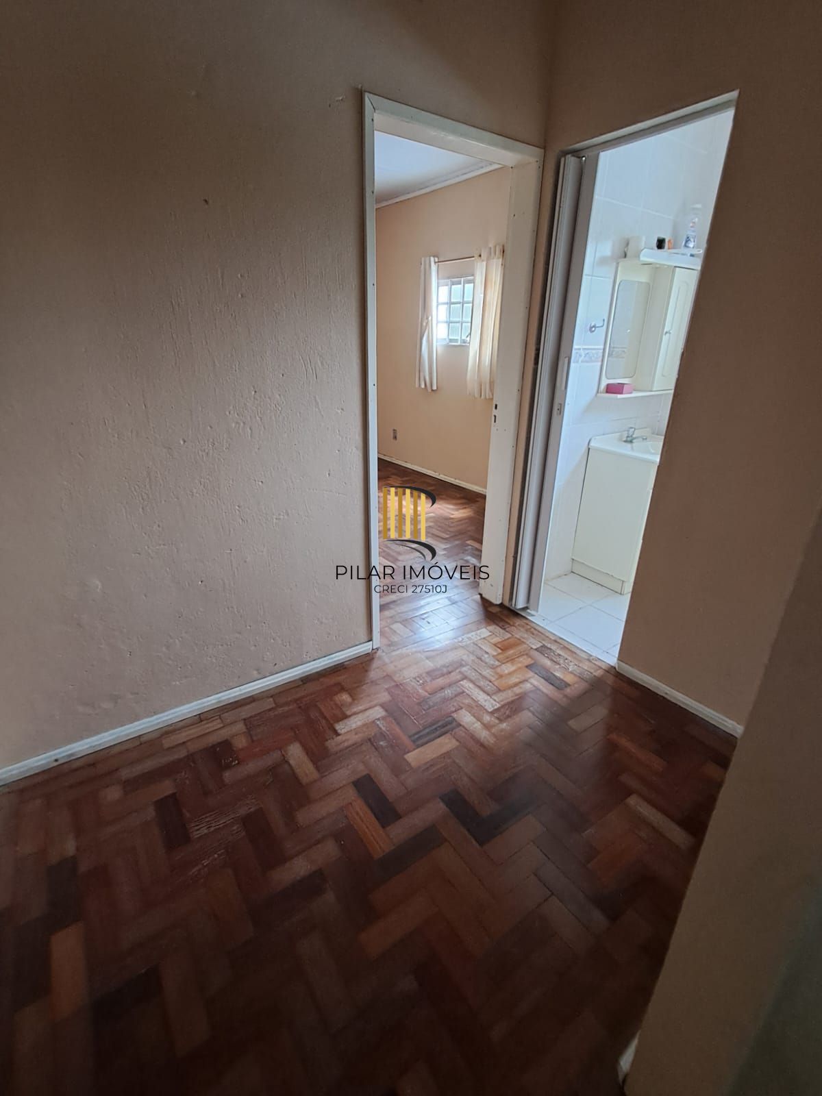 Sítio à Venda com 1390m² e 3 dormitórios,sendo 1 suíte, por R$ 198.000