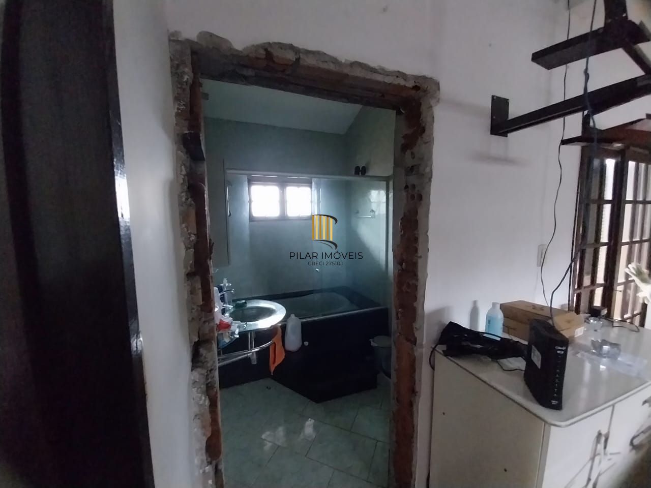 Casa ampla 5 D E 4 Banheiros, 2 vagas - Sta Tereza - Porto Alegre