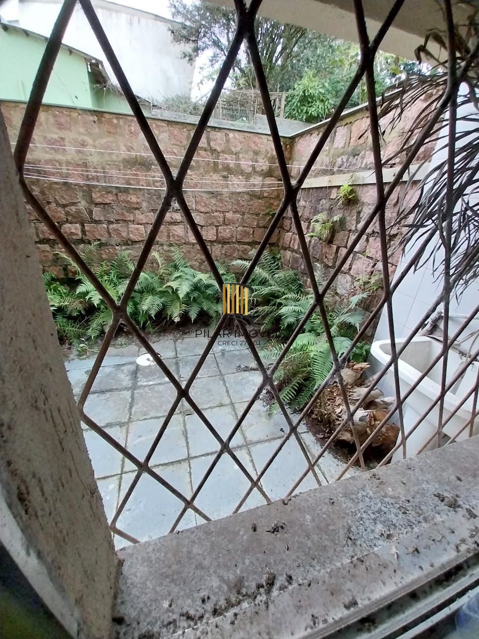 Casa ampla 5 D E 4 Banheiros, 2 vagas - Sta Tereza - Porto Alegre