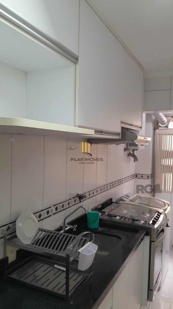 Apartamento 2 quartos,desocupado,silencioso, na Rua Lima e Silva