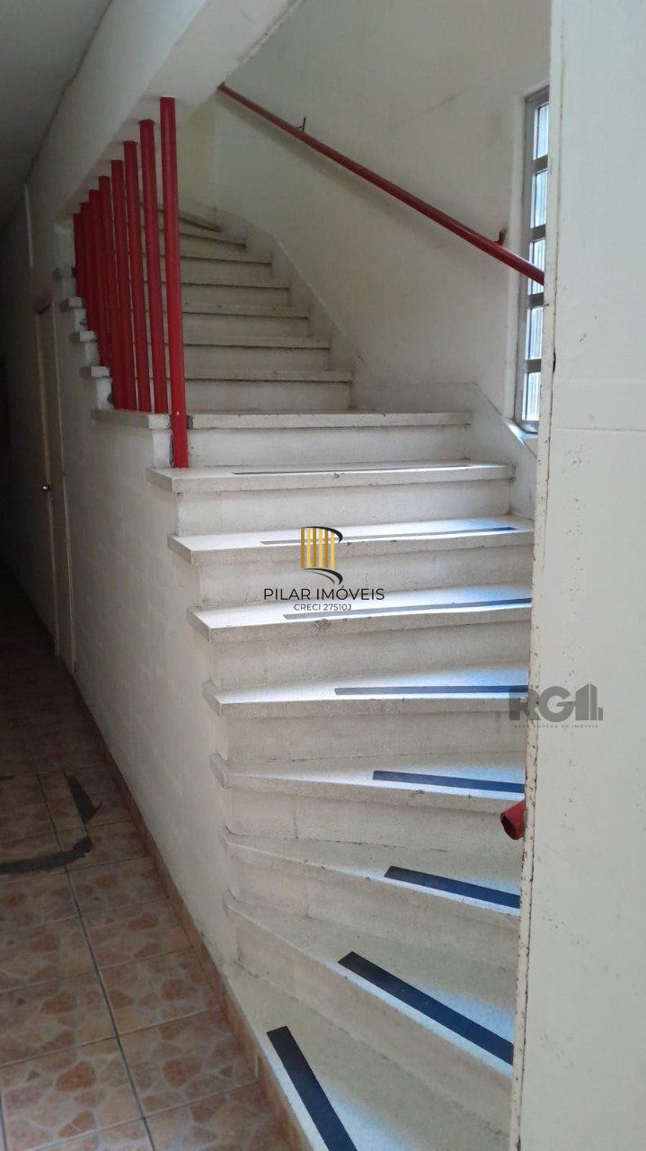 Apartamento 2 dormitórios,na república,próximo Rua Lima e Silva