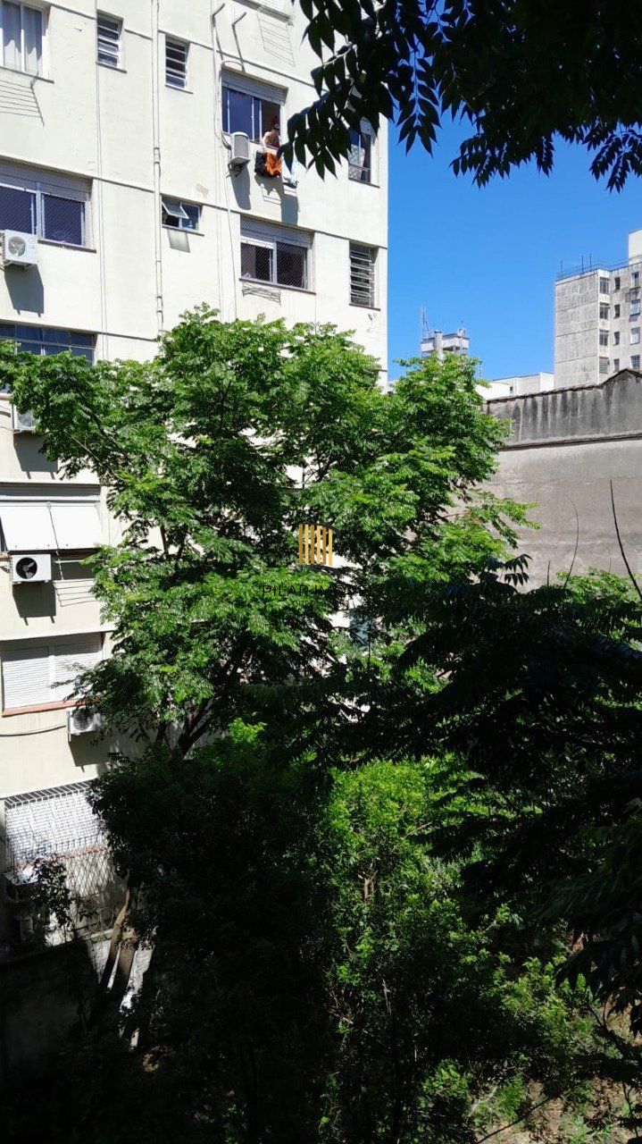 Apartamento,1 quarto,amplo terraço,elevador,na Cidade Baixa