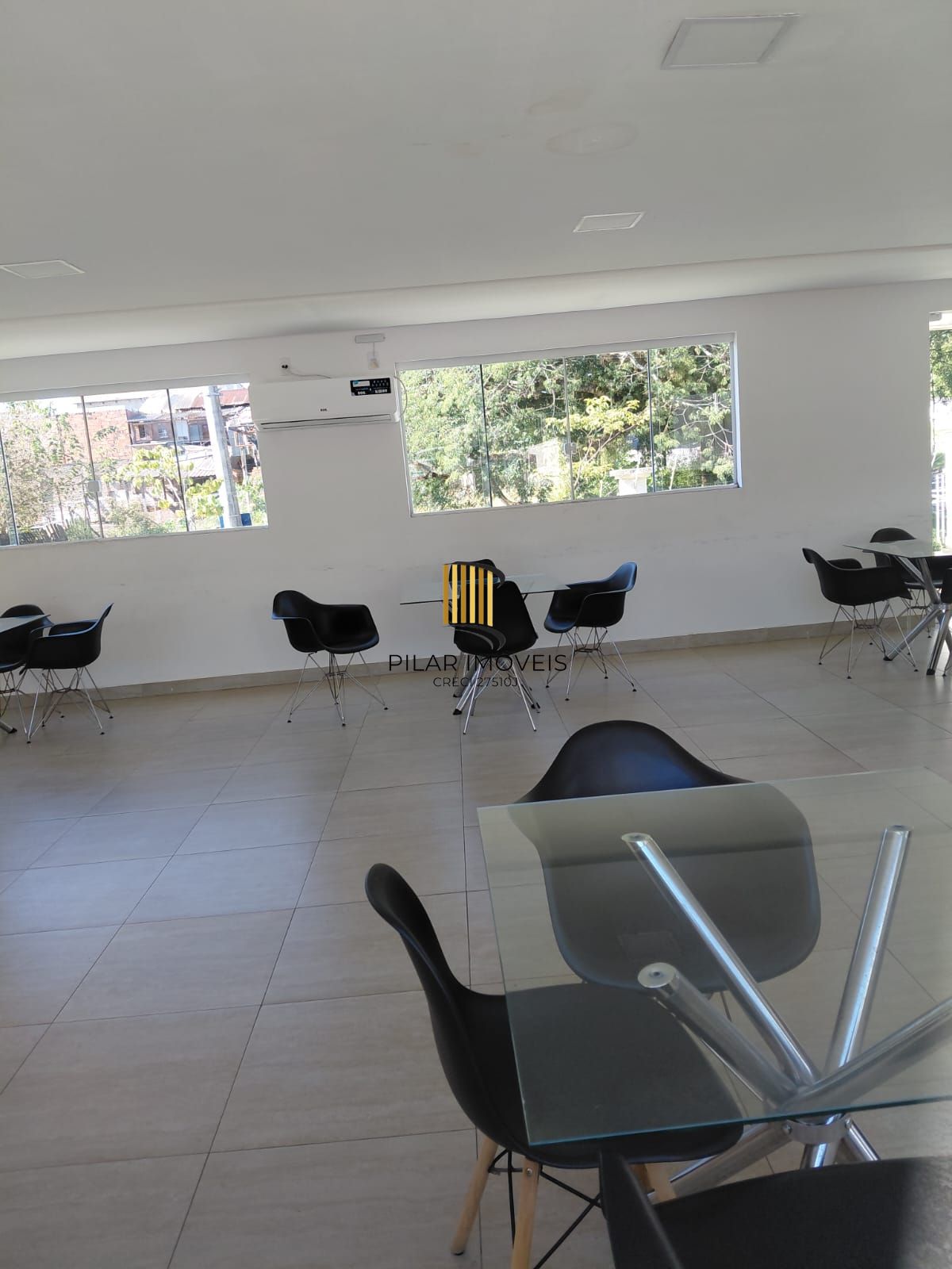 Apartamento 2 dormitórios no bairro Cavalhada
