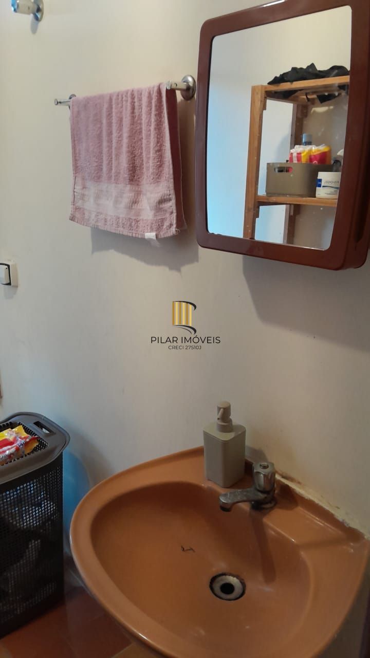 Ótimo apartamento 1 quarto,andar alto com sacada, na Fernando machado