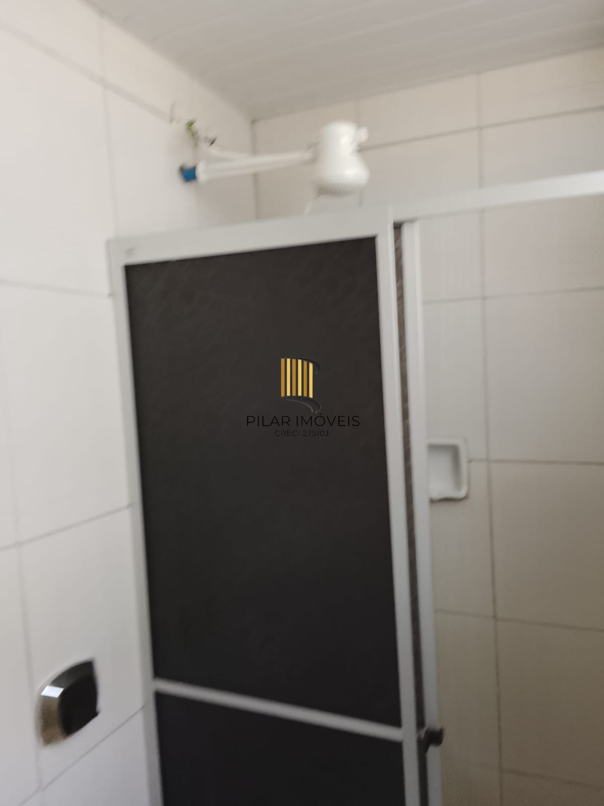 JKZÃO SALA QUARTO CONJUGADOS, COZINHA COM ÁREA DE SERVIÇO E BANHEIRO, C. BAIXA Porto Alegre