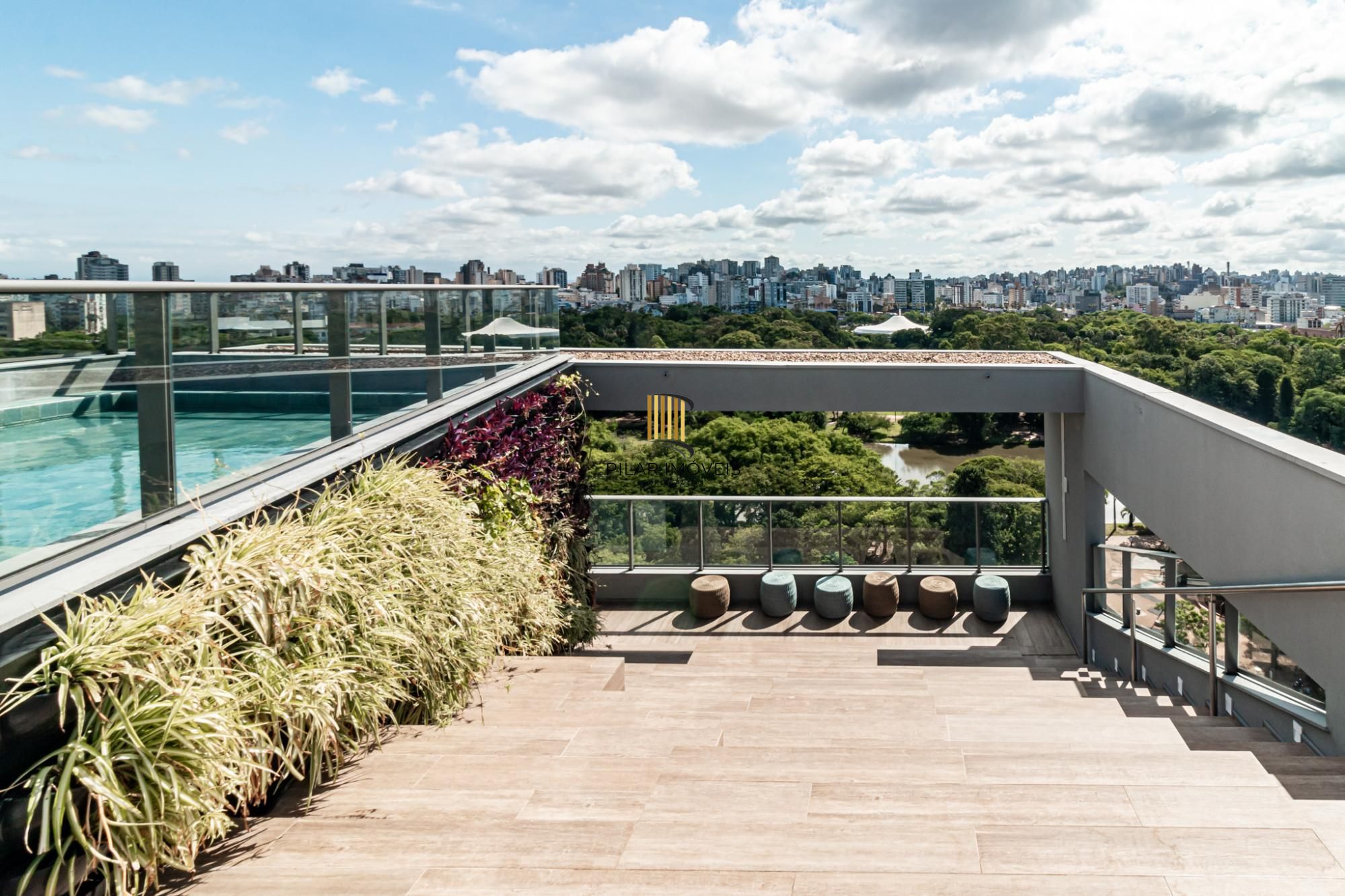 STUDIO ANDAR ALTO C BAIXA EM FRENTE A REDENÇÃO Porto Alegre