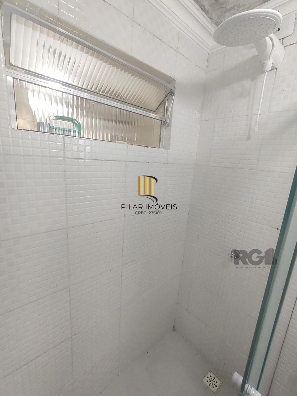 Compre 1 dormitório,  banheiro social, área privativa de 50.45m²,Cidade Baixa