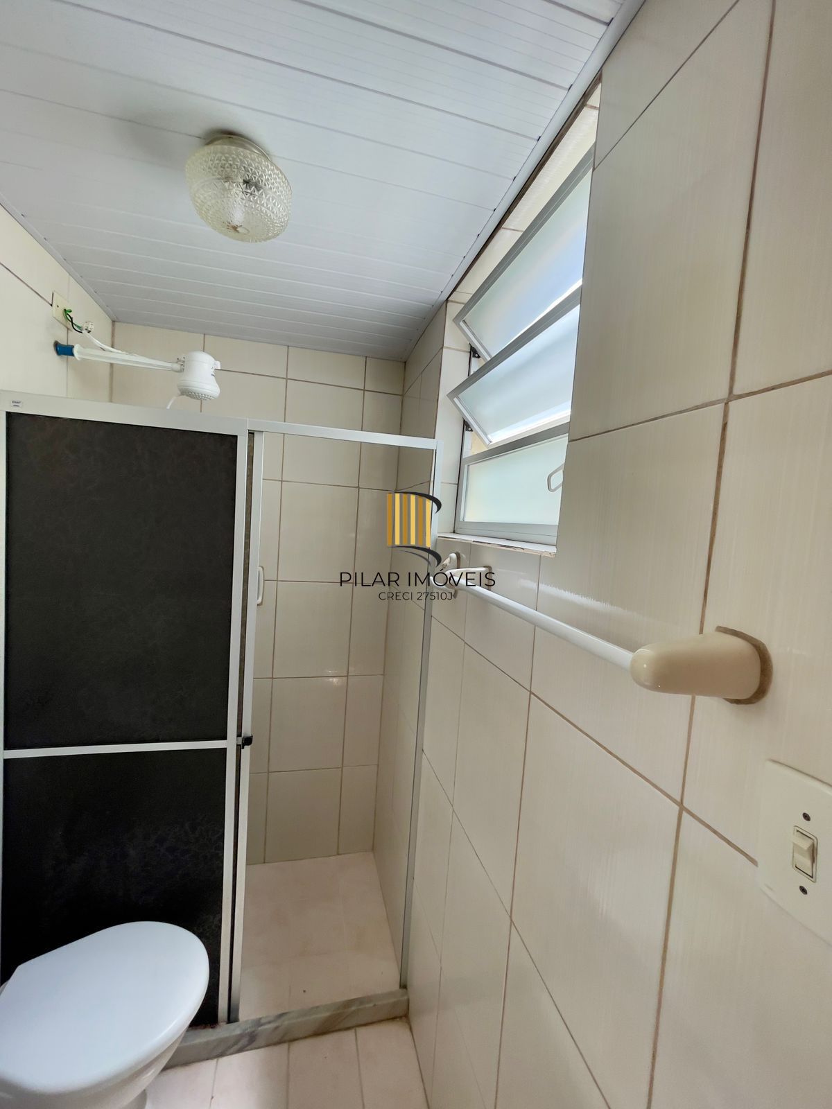 JKZÃO SALA QUARTO CONJUGADOS, COZINHA COM ÁREA DE SERVIÇO E BANHEIRO, C. BAIXA Porto Alegre