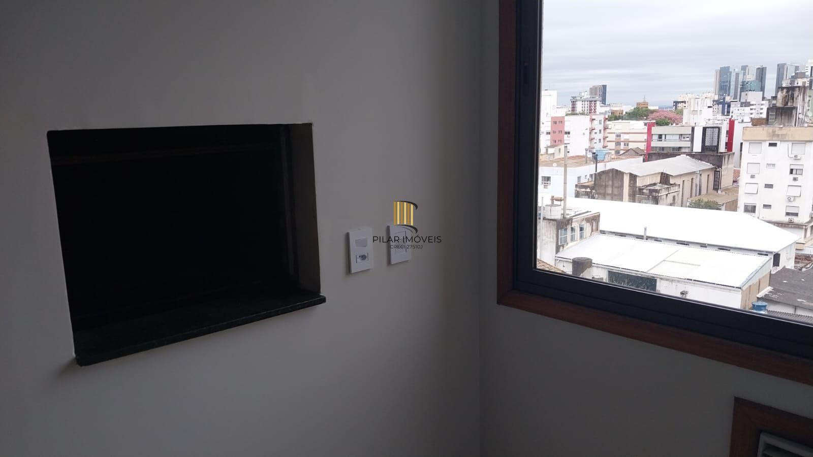 Excelente OPORTUNIDADE! Apto 3 quartos (1 suite) 2 banheiros, com infraestutura de club e Home Office!