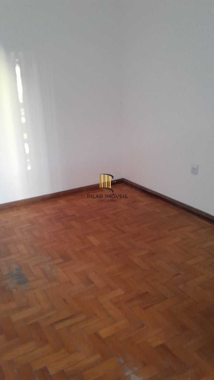 Amplo apartamento de frente de 2 quartos,com sacada,churrasqueira na cozinha