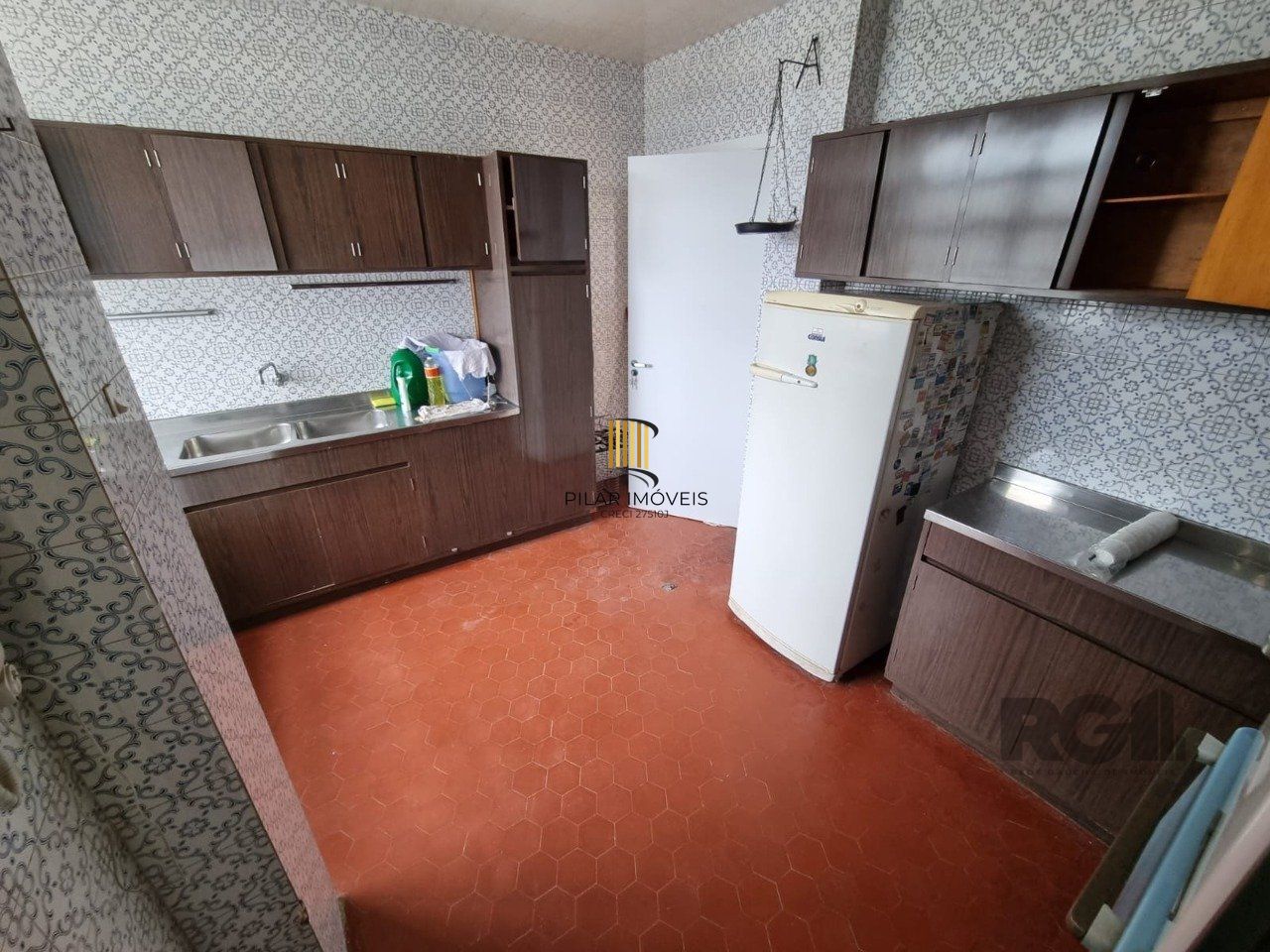 Apartamento 3 dormitórios ao lado da Tok Stok da Rua 24 de Outubro,com box