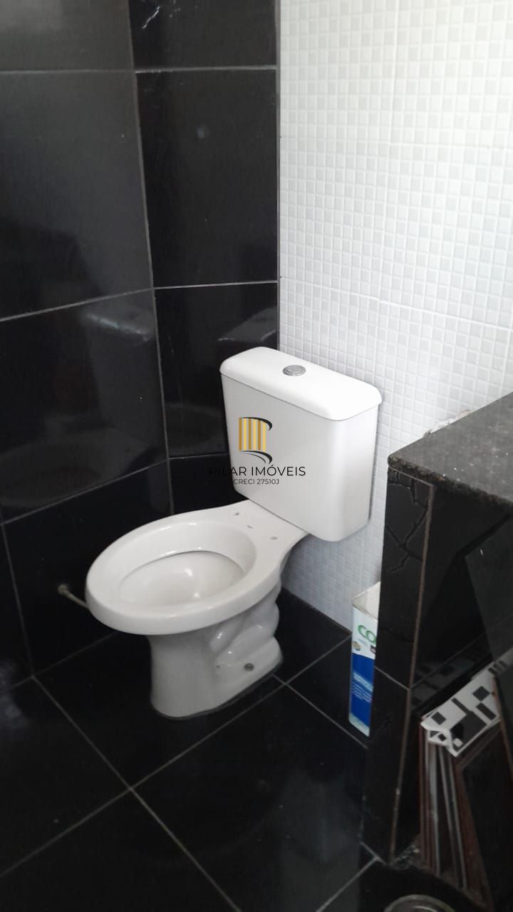 Amplo apartamento de frente de 2 quartos,com sacada,churrasqueira na cozinha