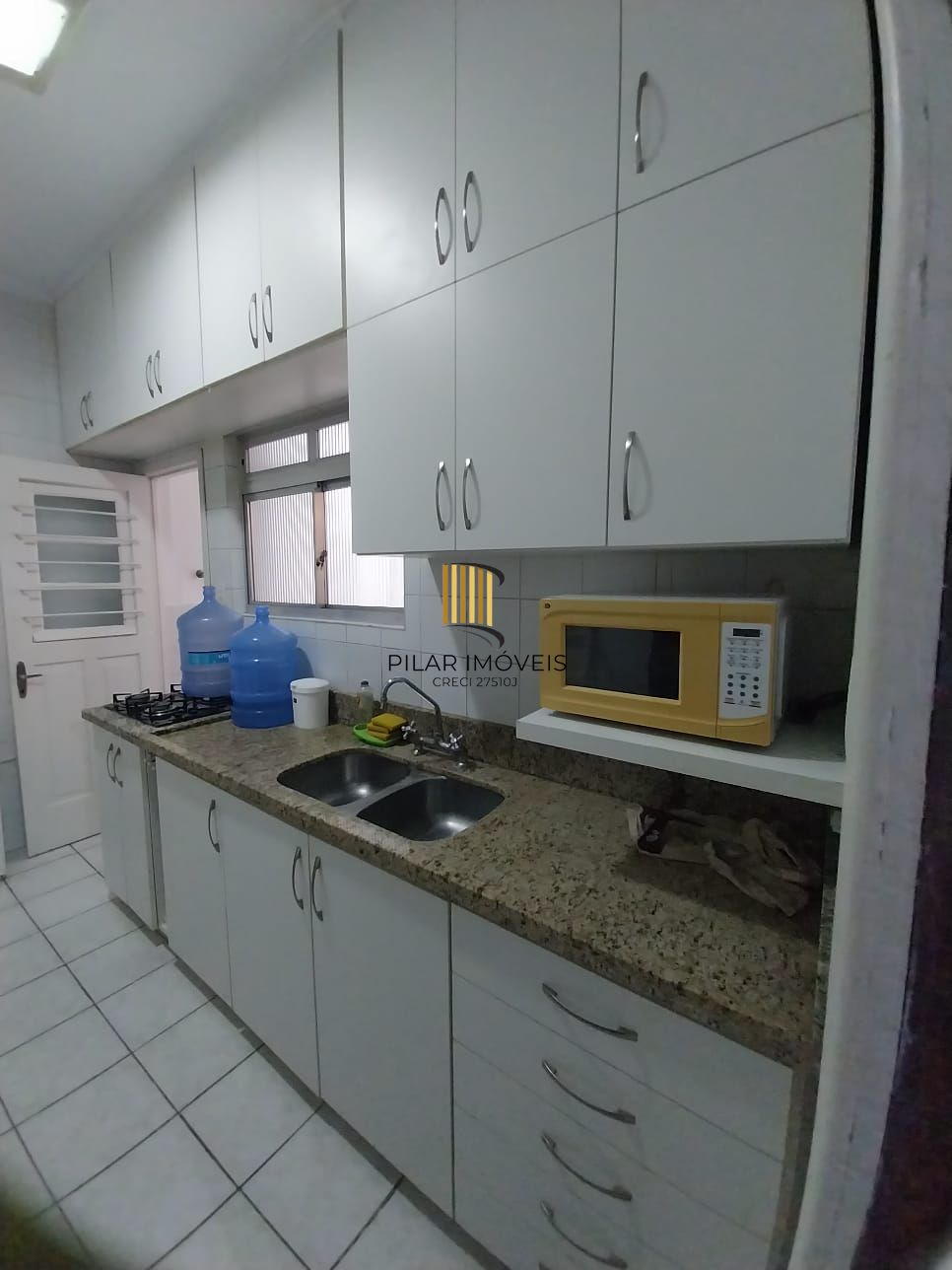 Apart 2D, Semimobiliado, 75,68 m², Cidade Baixa