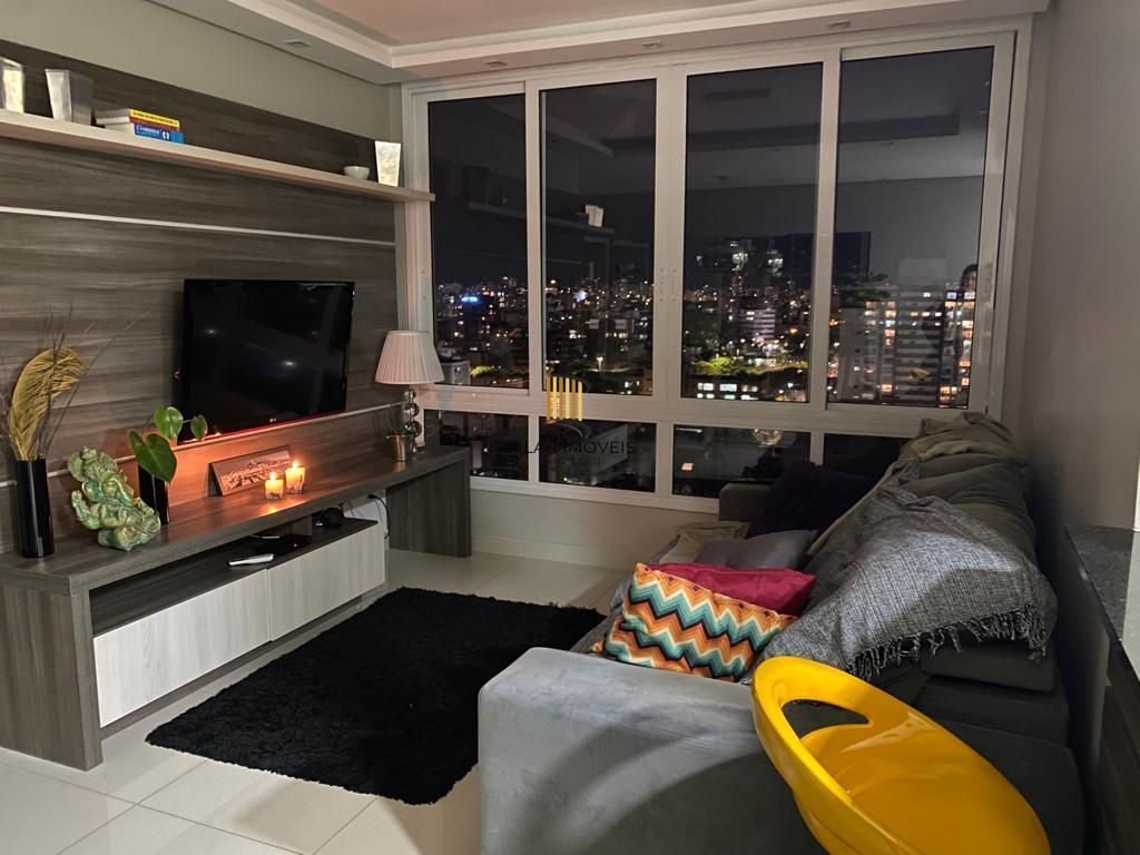 Apartamento 2 dormitórios no bairro Santana