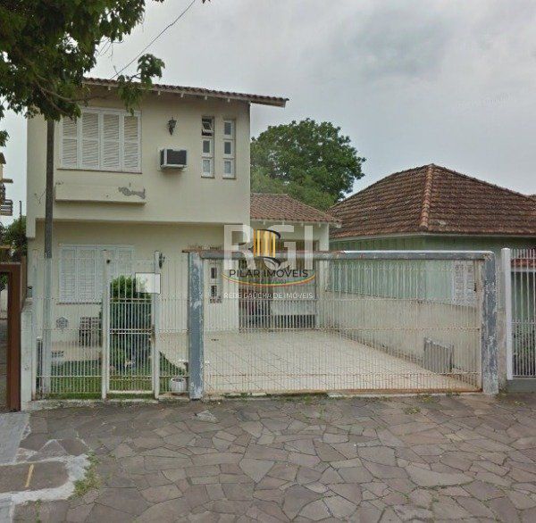 Casa 3 dormitórios no bairro Cristo Redentor