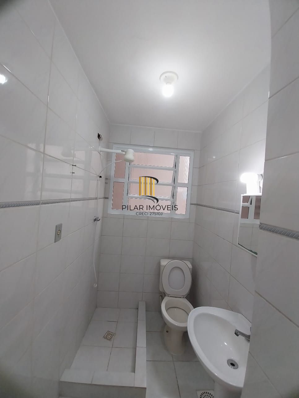 JK recém reformado, 2 piso, elevador, andradas esquina com Bento Martins, centro histórico