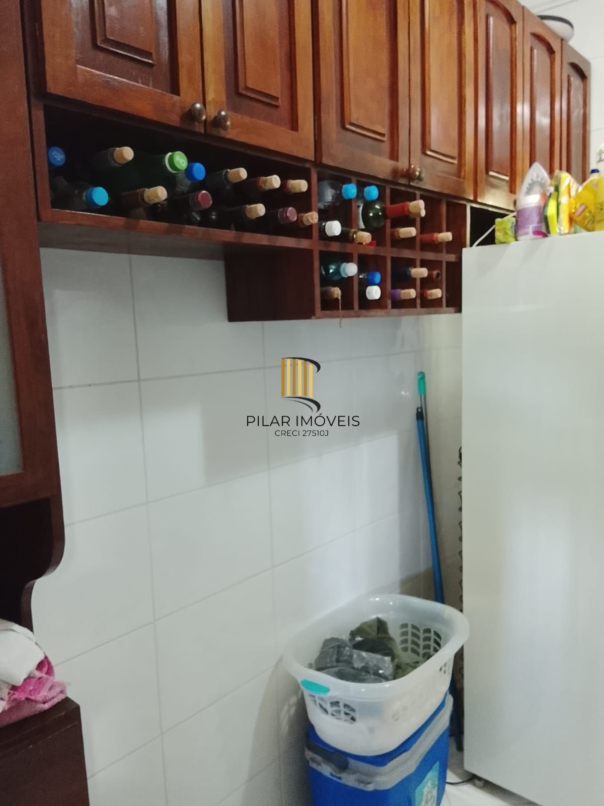 CASA / SOBRADO 5D e 10 vagas 3 Banheiros - Pátio enorme c/ Jacuzi e Pergolado - Living 3 ambientes - Sta Teresa