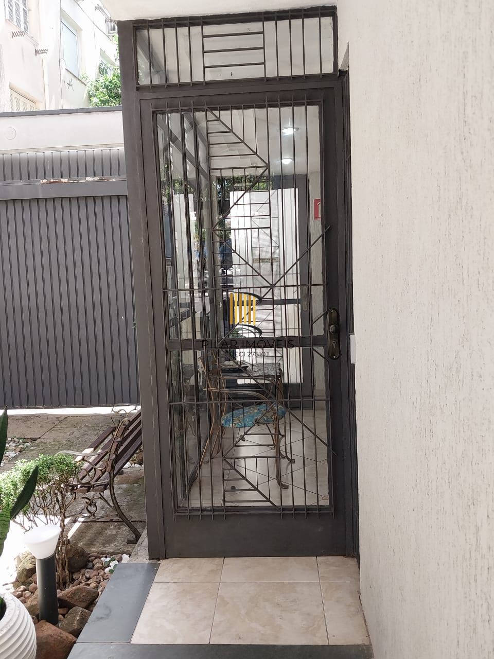Excelente ap 1 dorm reformado Cid. Baixa