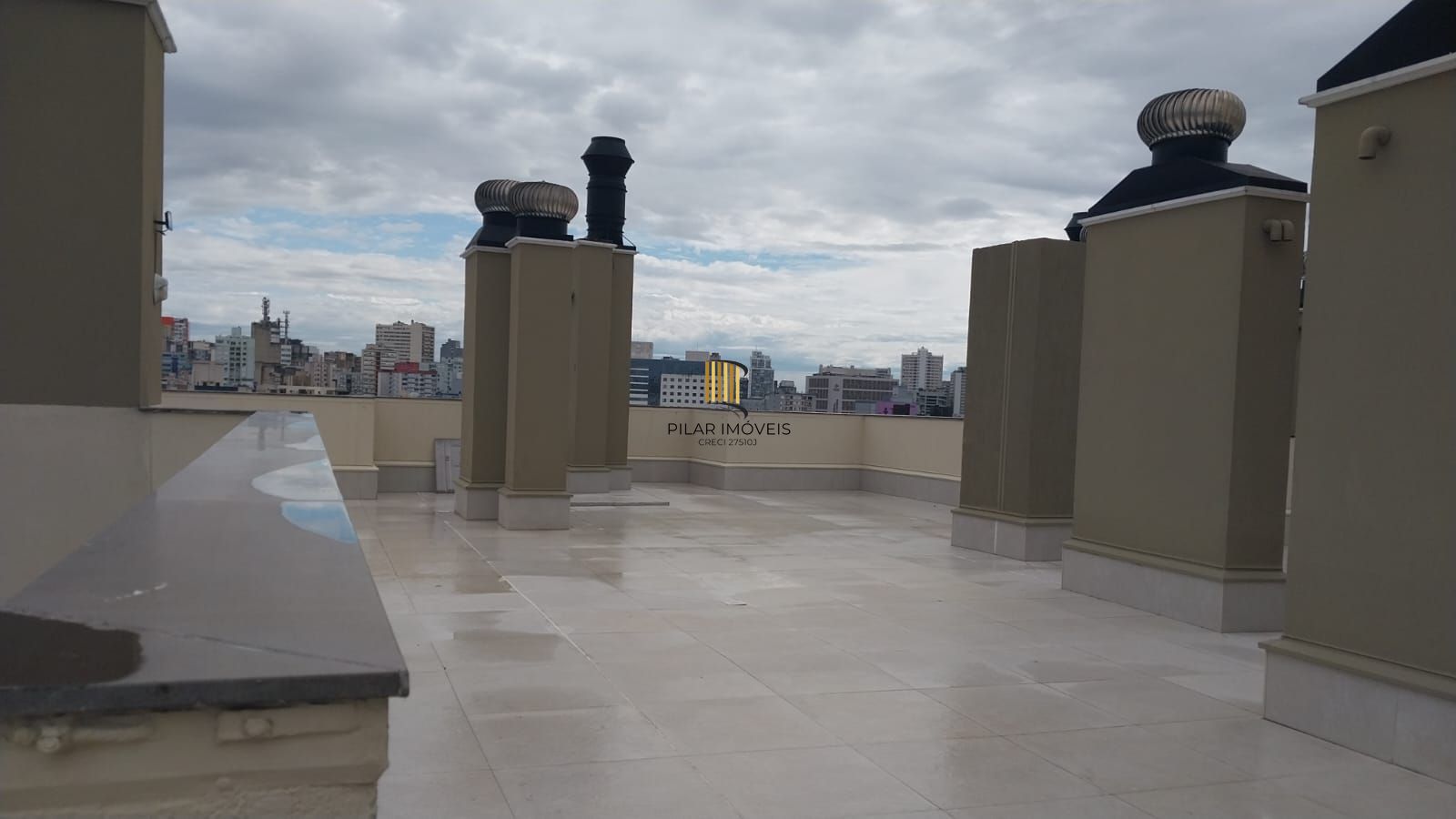 Excelente OPORTUNIDADE! Apto 3 quartos (1 suite) 2 banheiros, com infraestutura de club e Home Office!