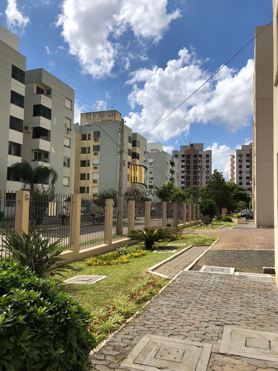 Apartamento para Venda - 52.15m², 2 dormitórios, 1 vaga - Sarandi