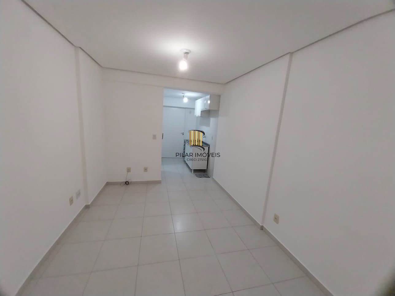 Oportunidade, Kitnet, Locada e Repaginada - Centro Histórico - Preço Atrativo