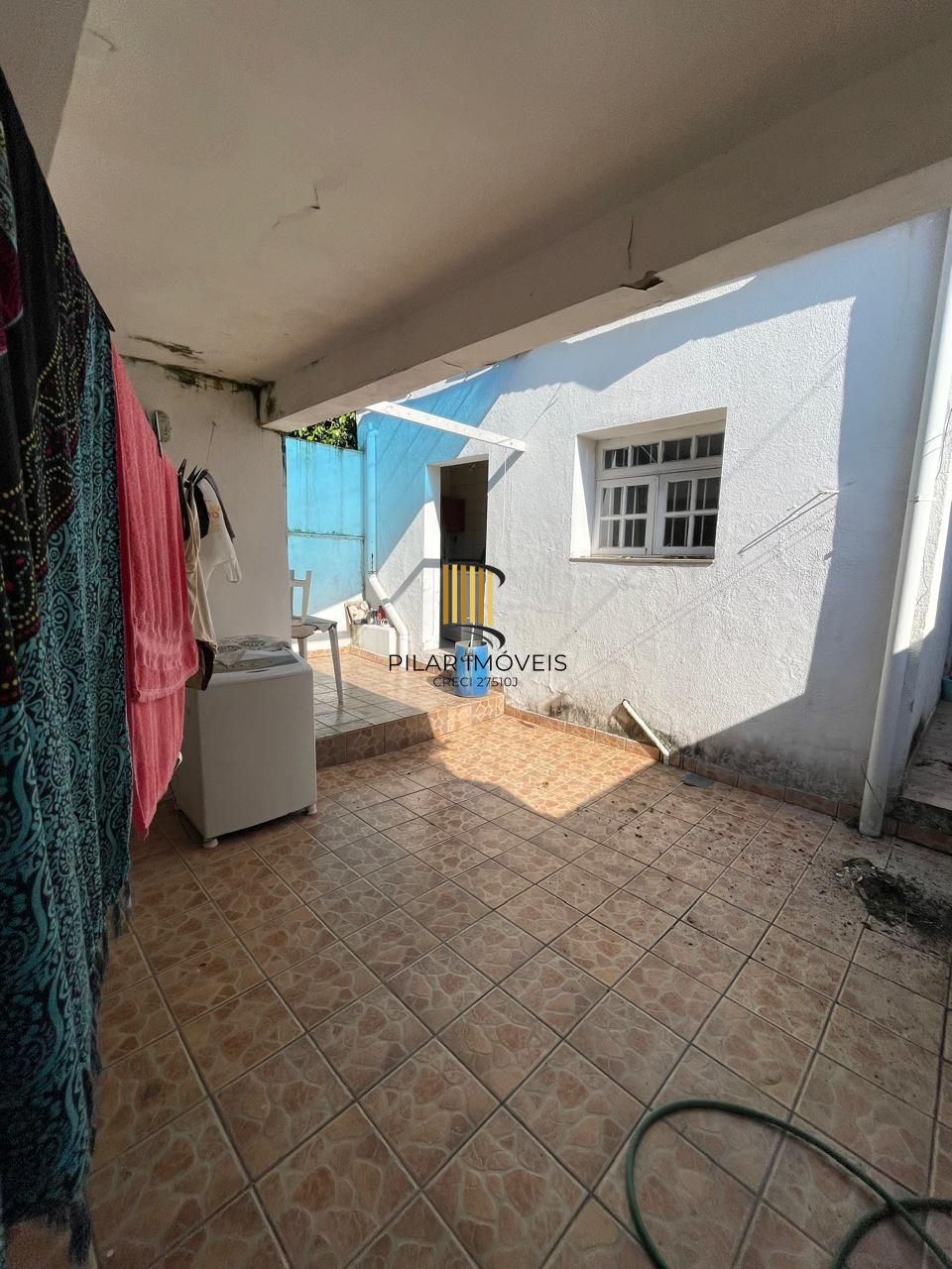 Casa 5 dormitórios no bairro Partenon