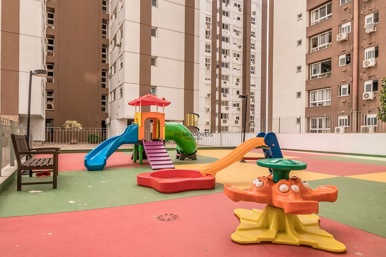 Belo Apartamento no Condominio Vergéis
