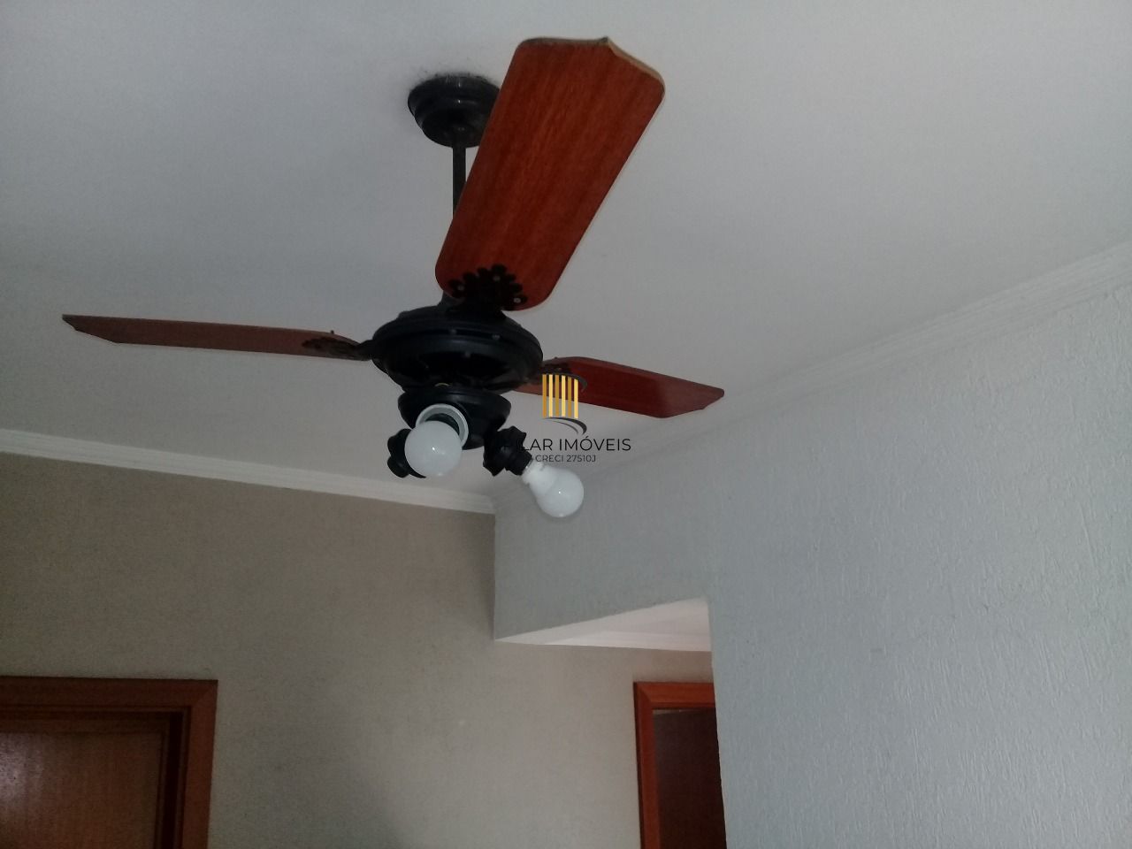 Apartamento 2 dormitórios no bairro Camaquã