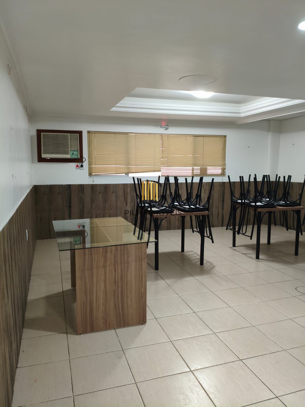 Oportunidade 2D, 2 Banheiros - Cidade Baixa - Porto Alegre - Preço Atrativo