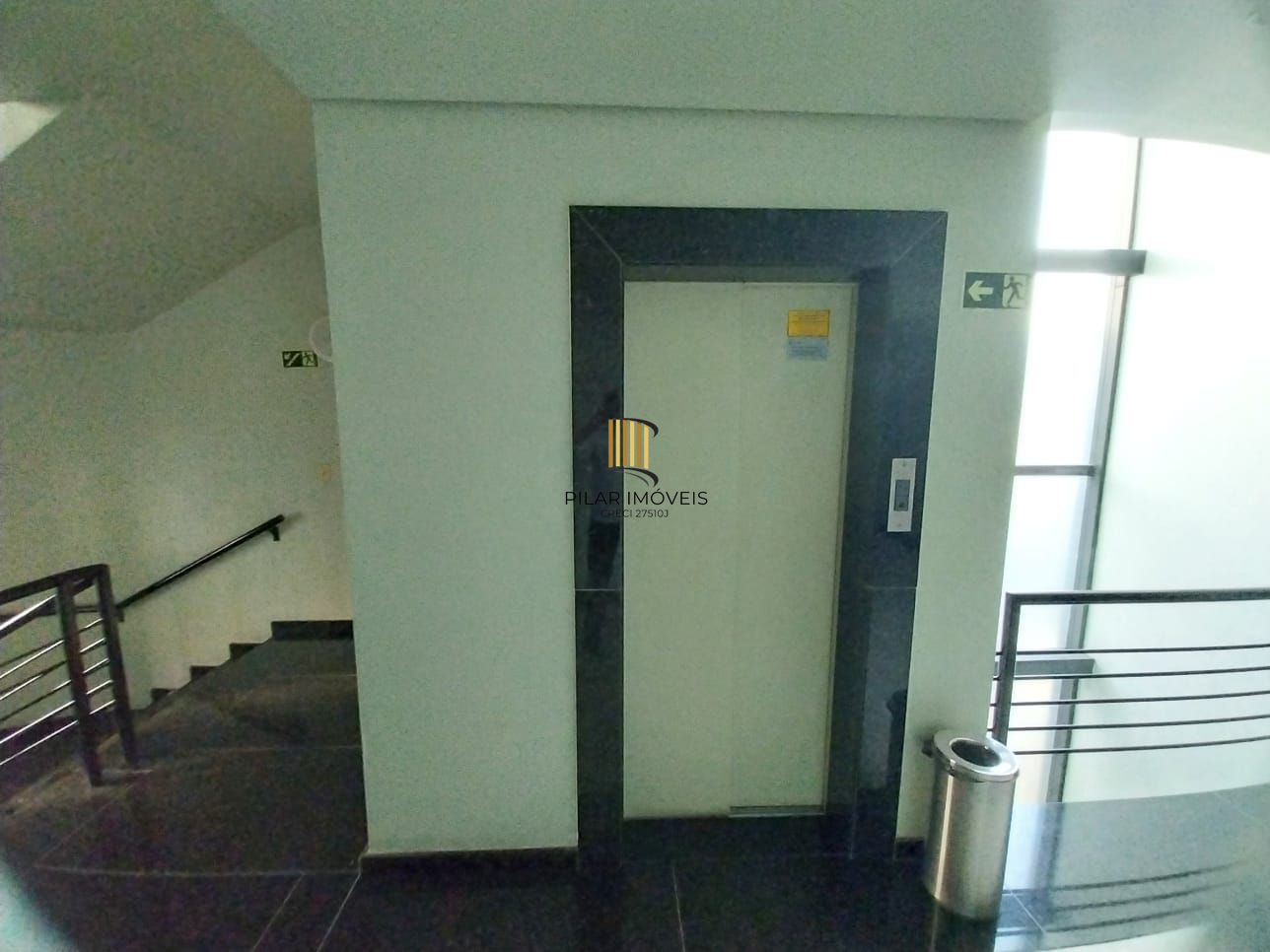 Excelente Conjunto Comercial com BOX, Zona dos Tribunais.