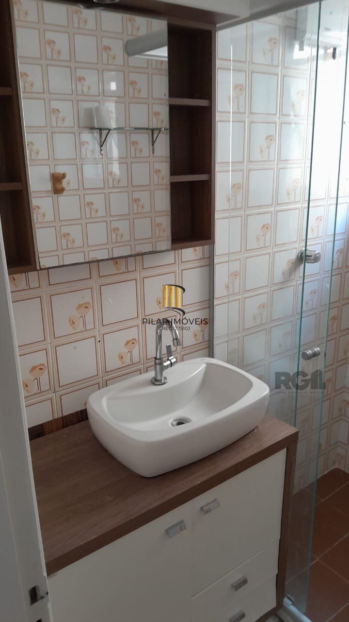Apartamento de frente,1 quarto,na Demétrio Ribeiro,com elevador