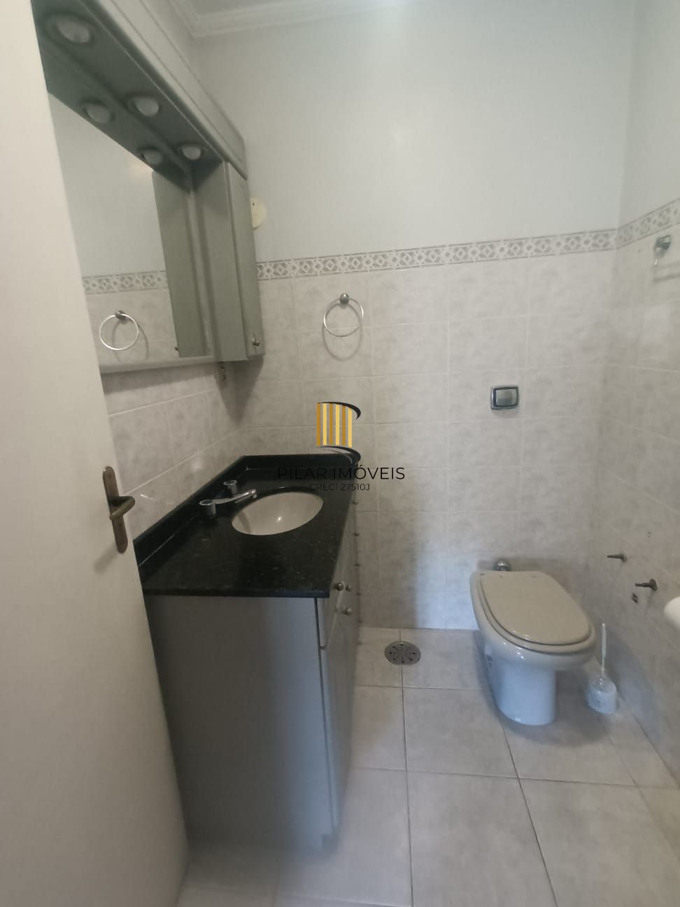 Apartamento com 58,58 m² , 2 dormitórios, na Rua  Nonoai e com box escriturado