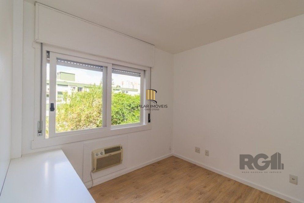 Apartamento 2 Dormitórios,Suíte,Elevador e Garagem no  Bairro Santana