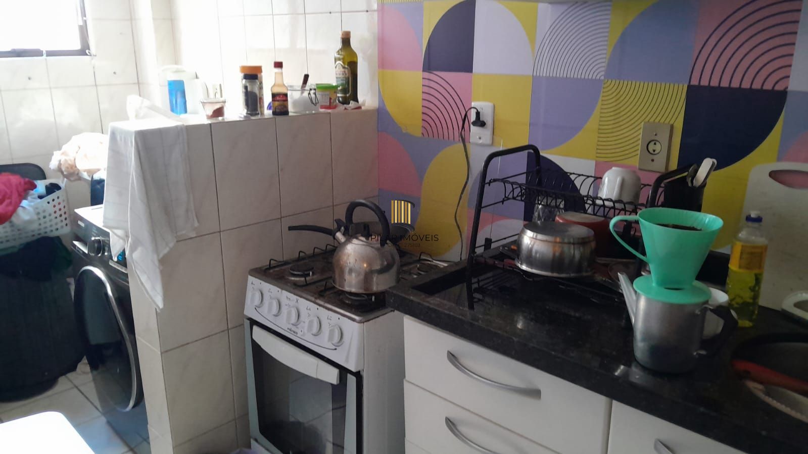 1 dormitório,suiíte,com sacada churrasqueira na Cidade Baixa