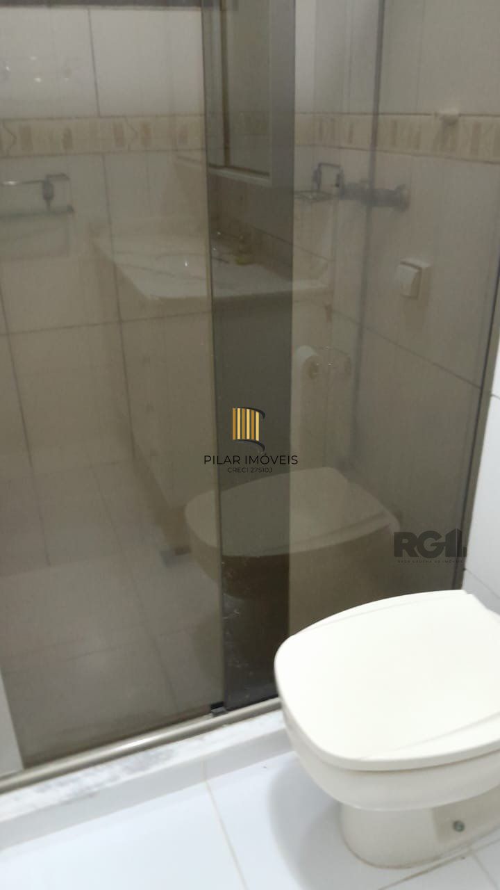 Apartamento 2 quartos,desocupado,silencioso, na Rua Lima e Silva