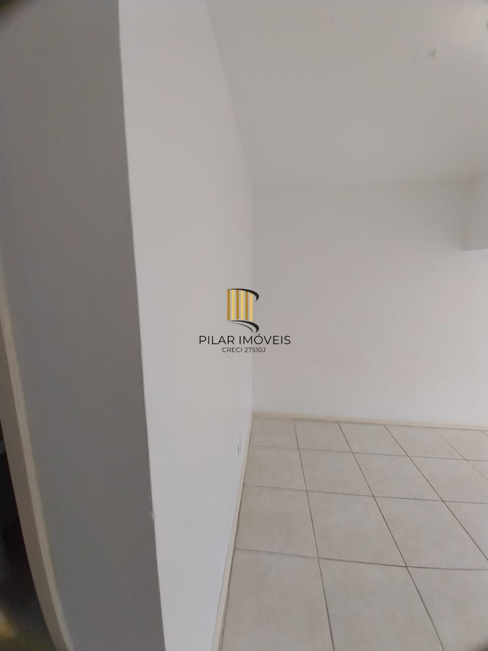 JK na Cidade Baixa, 2 piso, elevador, Preço atrativo.