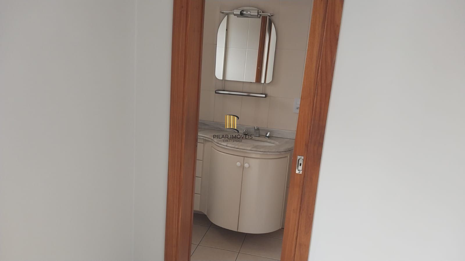 Excelente OPORTUNIDADE! Apto 3 quartos (1 suite) 2 banheiros, com infraestutura de club e Home Office!