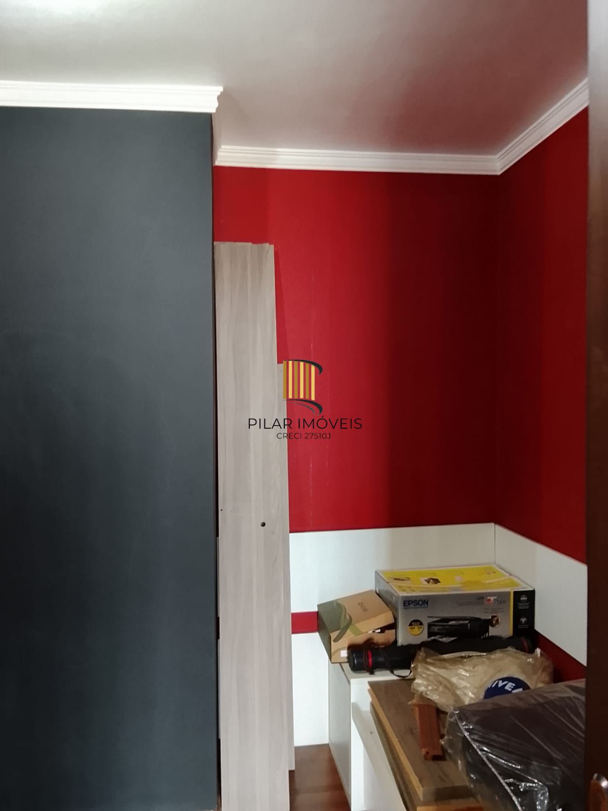 CASA / SOBRADO 5D e 10 vagas 3 Banheiros - Pátio enorme c/ Jacuzi e Pergolado - Living 3 ambientes - Sta Teresa