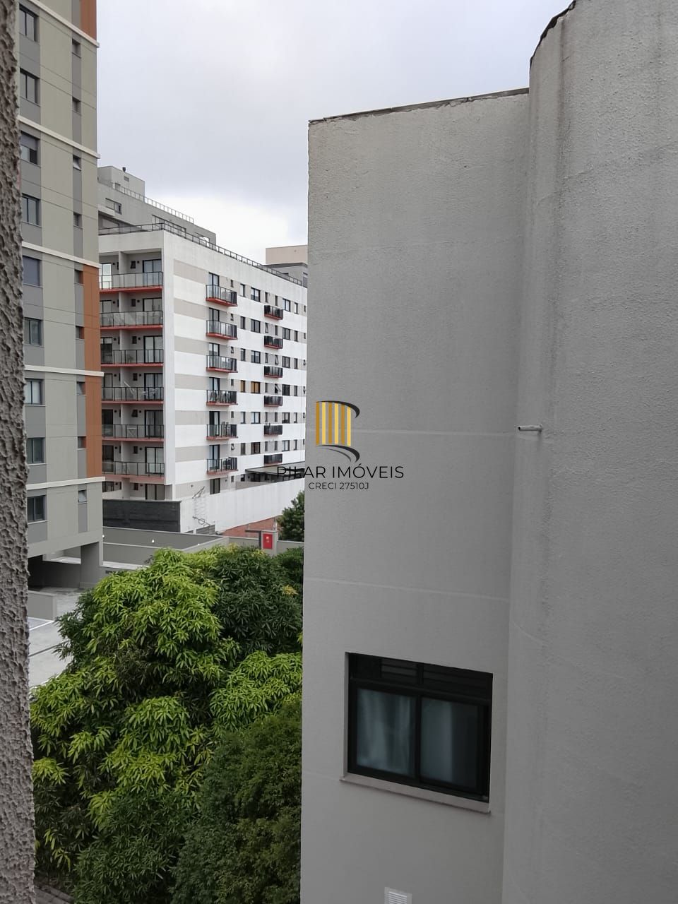 DUPLEX 1D NA CIDADE BAIXA MEZANINO COM CLOSET
