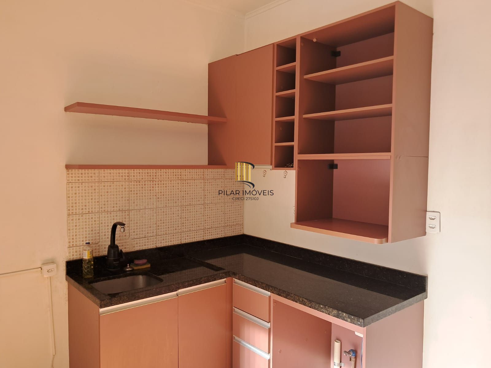 2D Térreo com dependência externa e pátio.  67,45m² Auxiliadora - Preço convidativo!