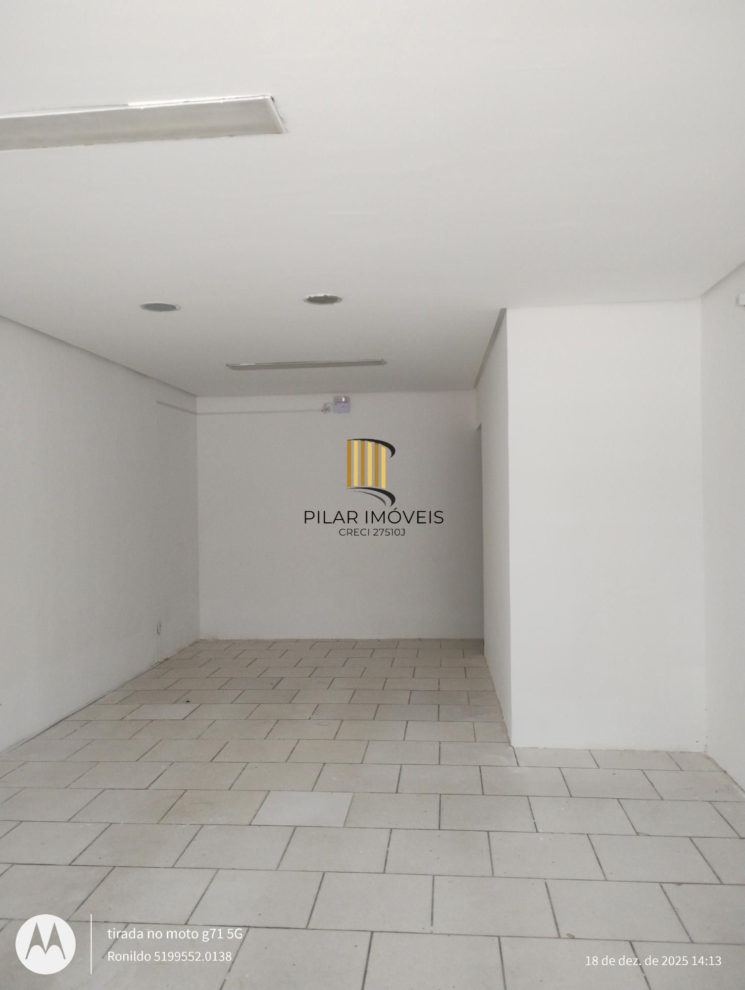 Loja 1 dormitório no bairro Praia de Belas