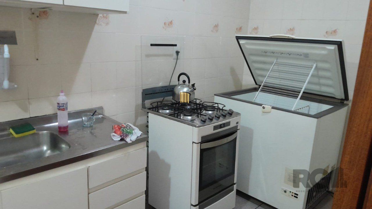 Apartamento 1 dormitório,andar alto,na Coronel Genuíno,com box
