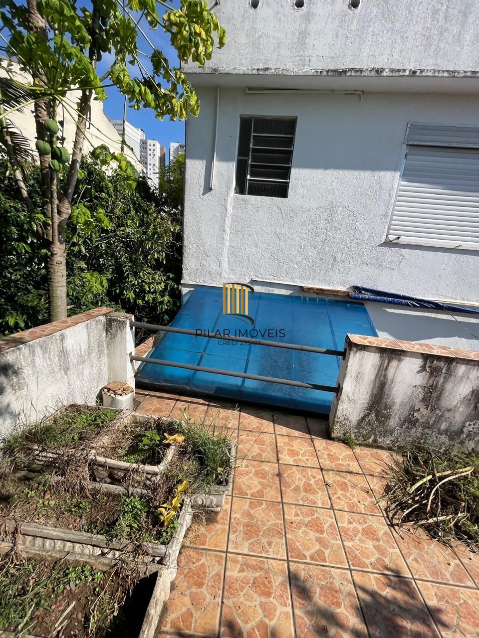 Casa 5 dormitórios no bairro Partenon