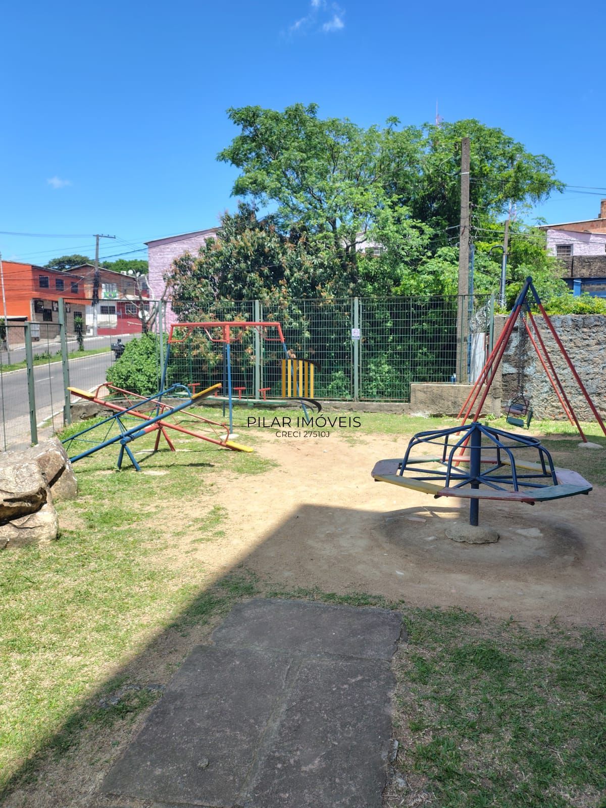 Apartamento 2 dormitórios térreo