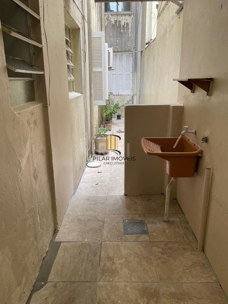 Apartamento para Venda - 95m², 2 dormitórios, Cidade Baixa