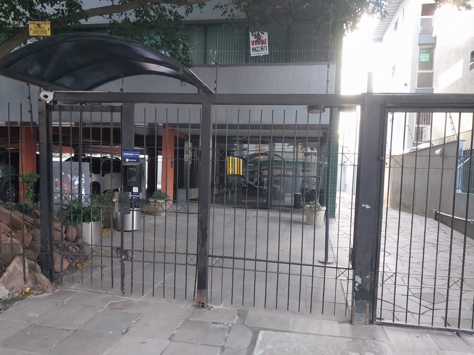 Excelente Conjunto Comercial com BOX, Zona dos Tribunais.