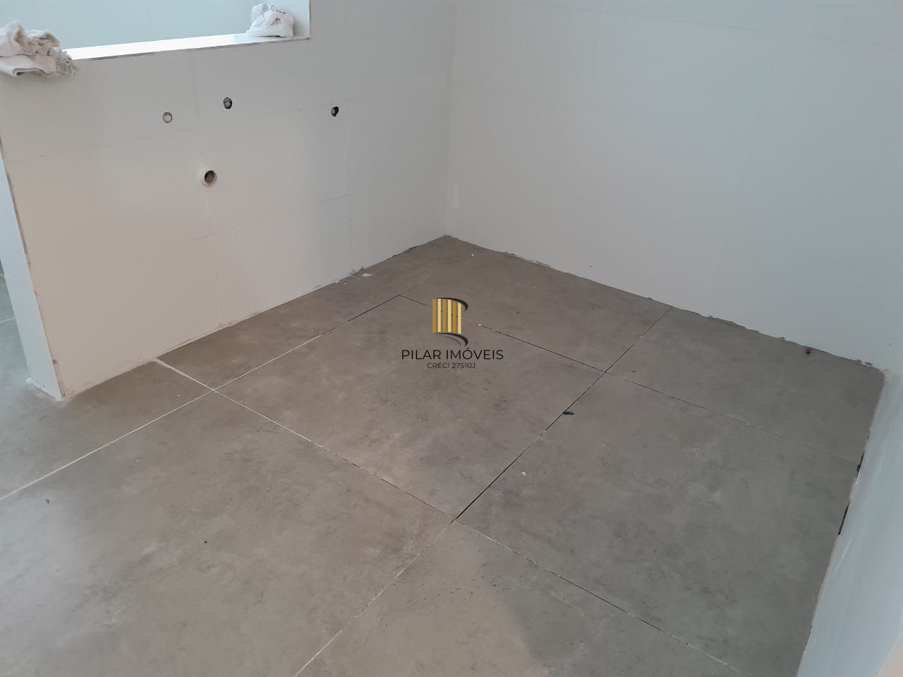 Ótimo apartamento,2 quartos, totalmente reformado, 2boxes escriturados