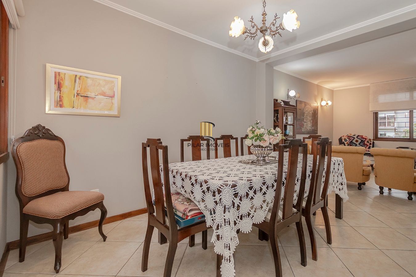 Bela residência,mobiliada e ampla com 222 M2 à venda com EXCLUSIVIDADE !