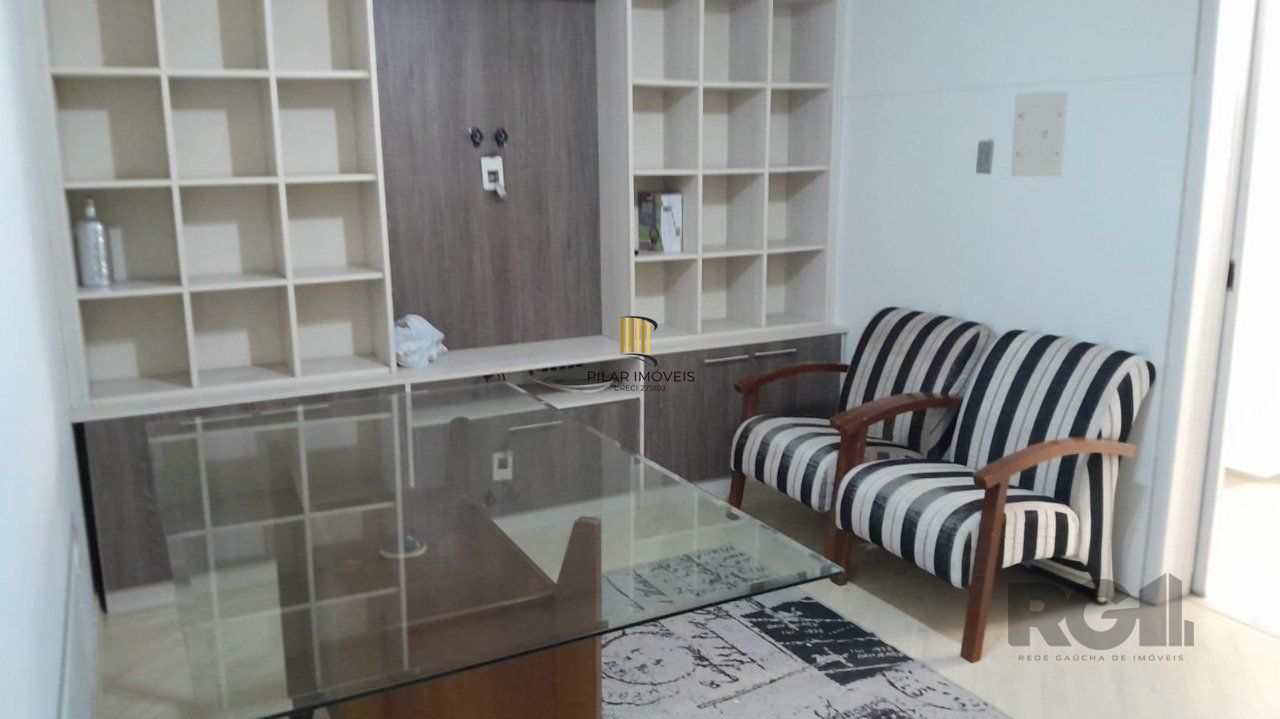 Apartamento na Luiz Manoel,2 dormitórios,desocupado,frente,bairro Santana - Pilar Imóveis