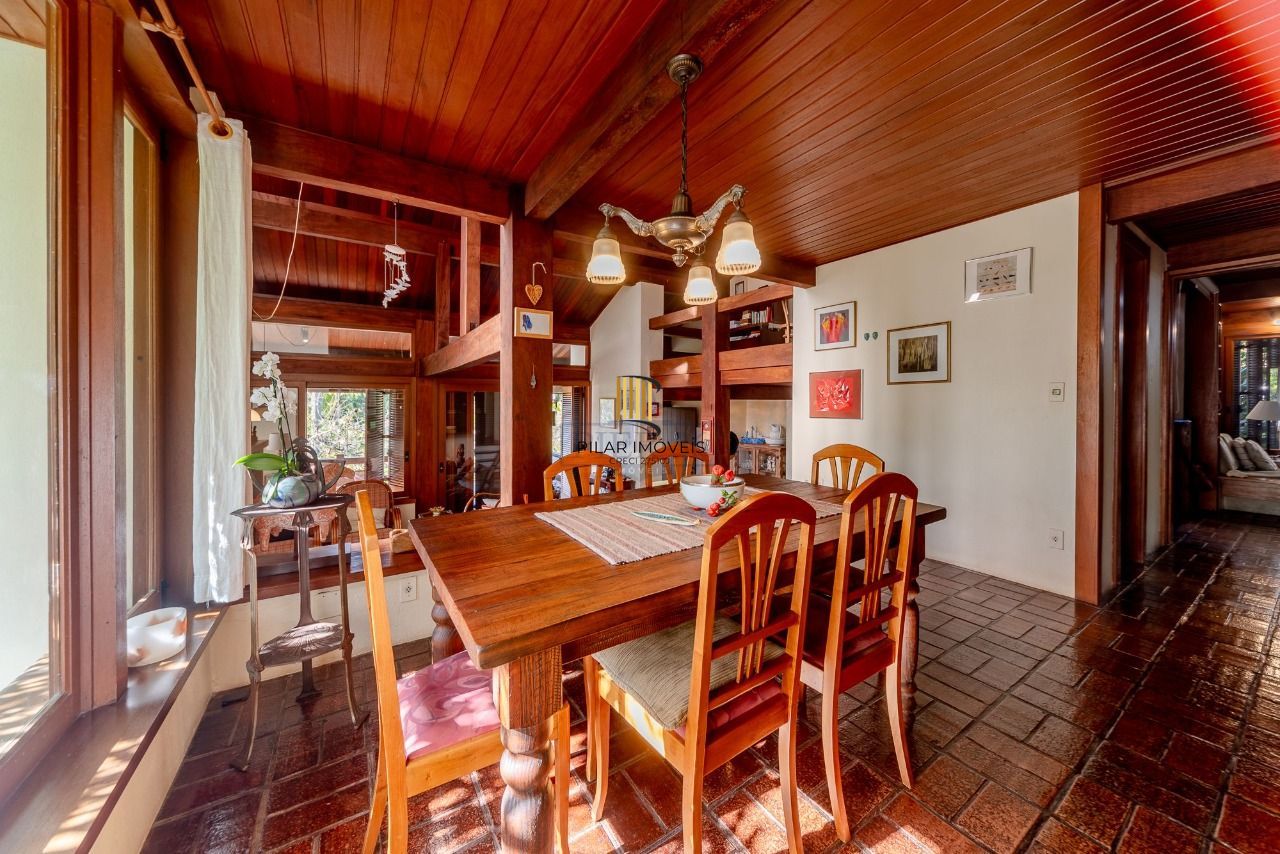 Casa 3 dormitórios no bairro Cavalhada